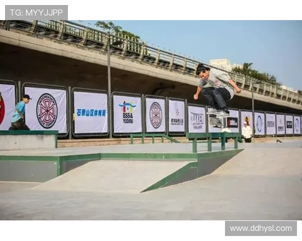 滑板人生的追逐与坚持刘强与我畅谈梦想与挑战